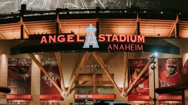 Report: MLB opening betting investigation into ex-Angels infielder