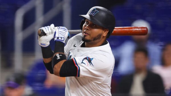 MLB Rumors: Marlins’ Luis Arráez Traded to Padres for 3 High Prospects, Reduction Pitcher
