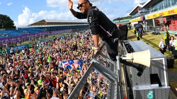 Silverstone must curb “massively costly” F1 ticket costs
