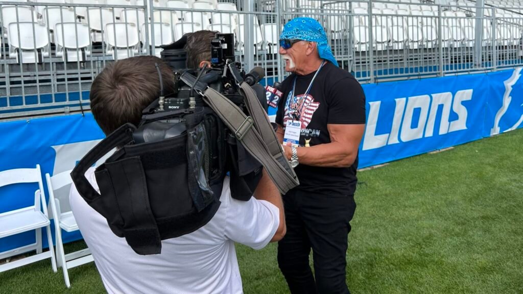 Hulk Hogan: Detroit Lions Dan Campbell Has ‘It Issue’