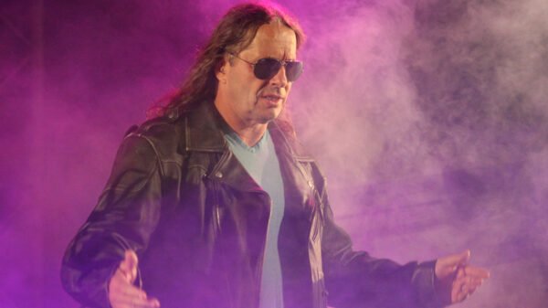 Legendary Wrestler Bret Hart Making WWE Return