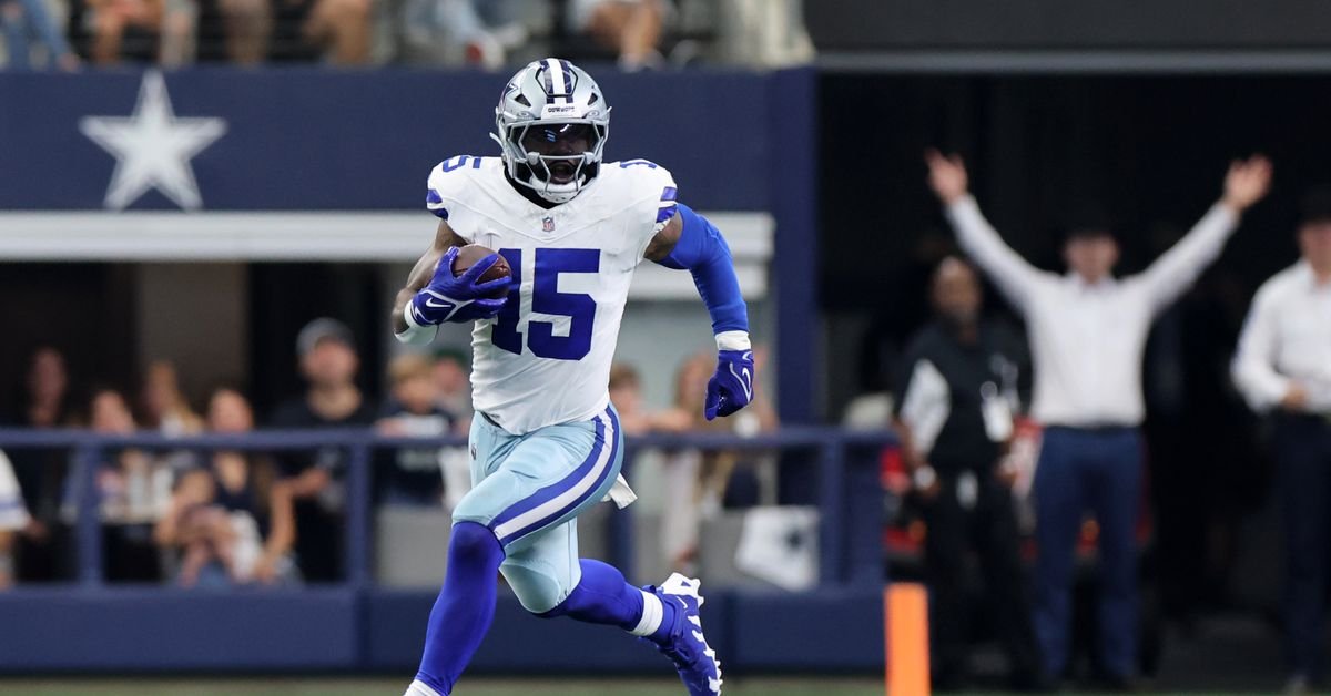 Cowboys operating backs Ezekiel Elliott, Rico Dowdle amongst NFL’s least environment friendly by Week 2