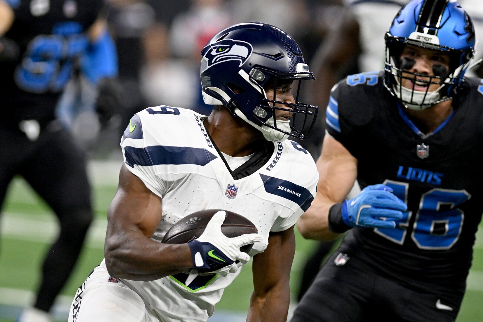 Kenneth Walker Fantasy Hub: Week 6 Harm Replace, Begin ‘Em/Sit ‘Em Recommendation, Factors Projections, Commerce Recommendation, and Extra