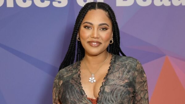 Ayesha Curry All Smiles, Calls Paris Keep “Unbelievable” After Alleged Police Incident With Her New child