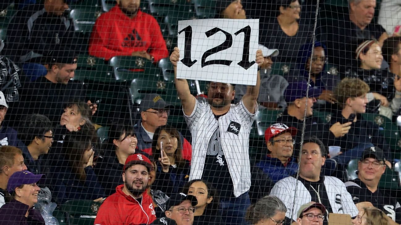 121 losses?! The numbers behind the White Sox’s season of disgrace