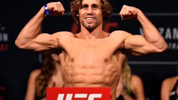 Urijah Faber reveals supply for enormous boxing match with UFC legend regardless of having ‘discovered his lesson’ about combating former champ