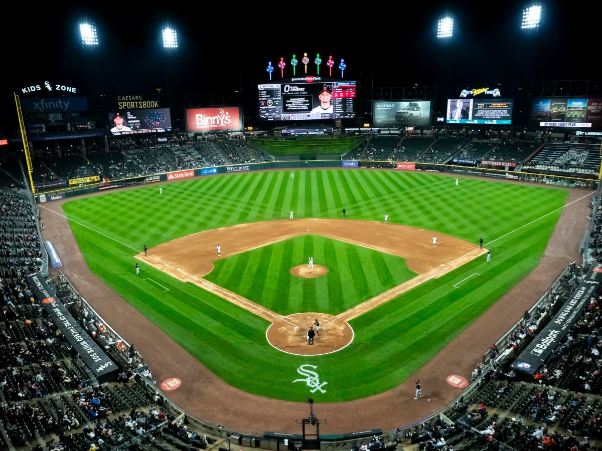 White Sox, on tempo for many MLB losses ever, to chop 2025 season ticket costs by 10%