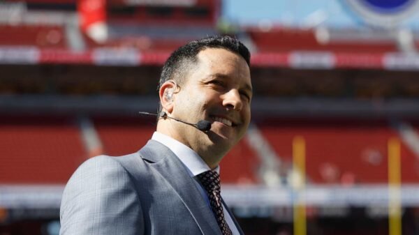 Report: Adam Schefter Might Substitute Woj, Cowl NFL, NBA as ESPN’s ‘Final Insider’