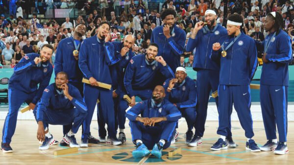 USA Males’s Basketball Recreates Iconic Photograph on Paris Steps After Successful Gold Medal