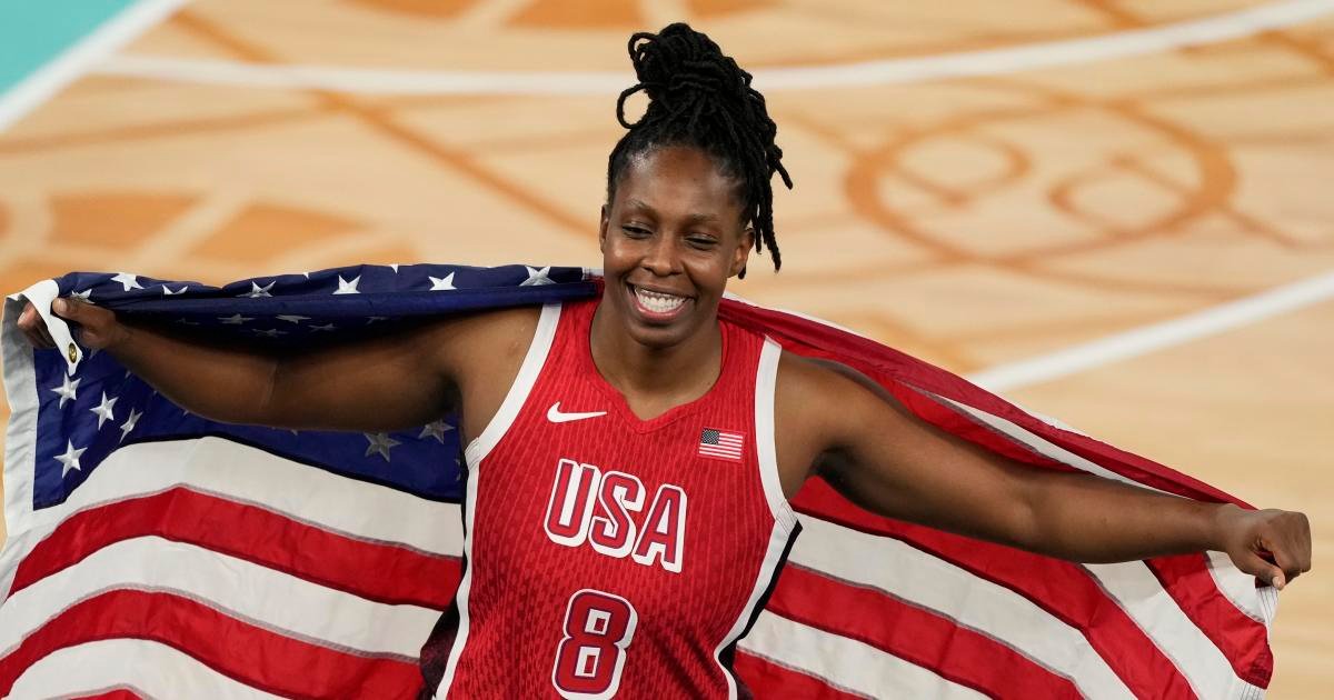 U.S. girls’s basketball workforce wins eighth straight Olympic gold medal