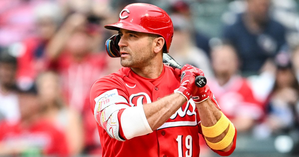 Joey Votto, former MVP and longtime Cincinnati Reds star, retires