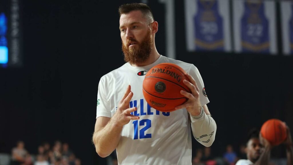 Aron Baynes Retires After 9 NBA Seasons with Celtics, Spurs, Extra; Received 2014 Title