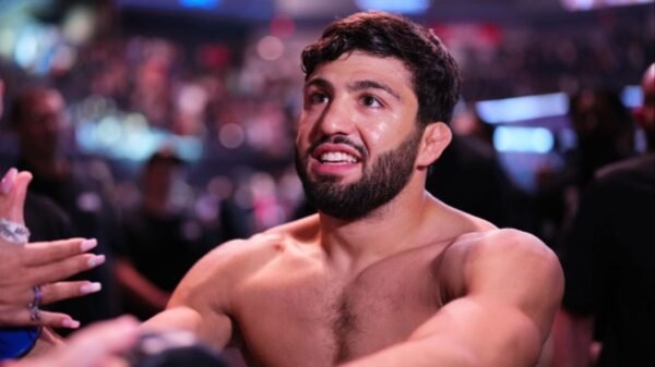 Arman Tsarukyan reveals how he can defeat Islam Makhachev in UFC title struggle