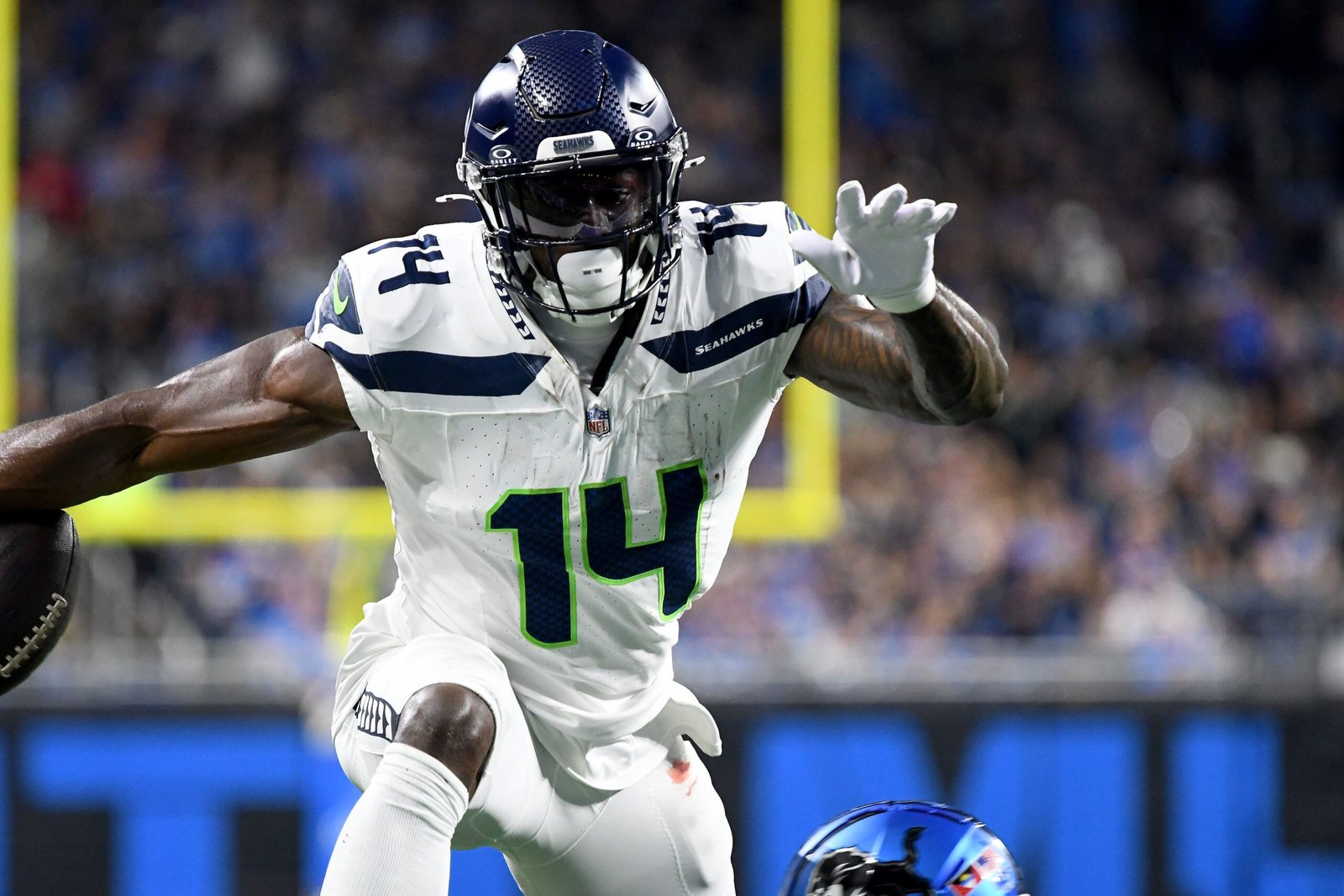 Seahawks Begin-Sit: Week 7 Fantasy Recommendation for Tyler Lockett, DK Metcalf, Kenneth Walker, Zach Charbonnet and Others