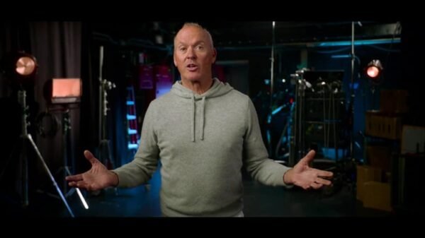 Watch: Pittsburgh Native Michael Keaton Opens Steelers-Jets SNF