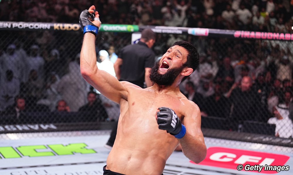 Joe Rogan: ‘Scary ass motherf*cker’ Khamzat Chimaev ought to get UFC middleweight title shot