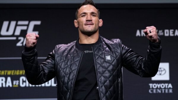 Michael Chandler plans for busy 2025 with potential victory over Charles Oliveira: “Oldest light-weight UFC champion ever”