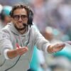 Dolphins’ McDaniel Roasted by NFL Followers for Struggles With out Tua in Loss to Titans