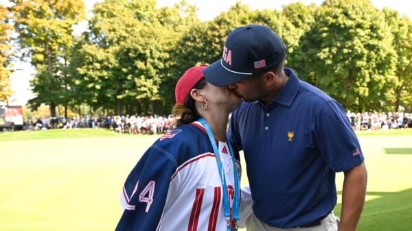 Photographs: Each USA, Worldwide Presidents Cup wives give new life to workforce golf style choices