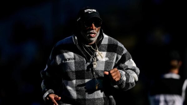 Lakers’ LeBron James Hypes Deion Sanders, Colorado, Calls Out Critics After Utah Win