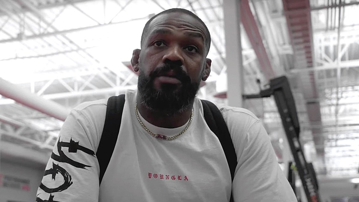 UFC 309 Embedded, Episode 1: Jon Jones stops in Las Vegas earlier than heading to New York