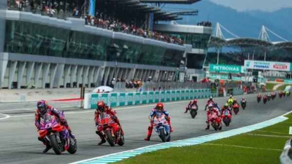 Ought to MotoGP rethink its emphasis on dash races?