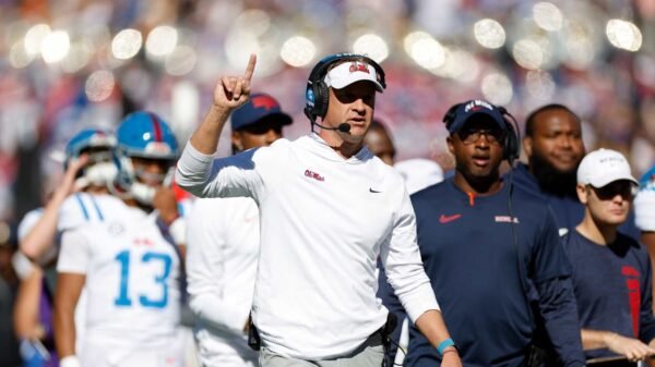 Lane Kiffin, Ole Miss Ripped by CFB Followers for Loss to Napier, Florida Amid CFP Push