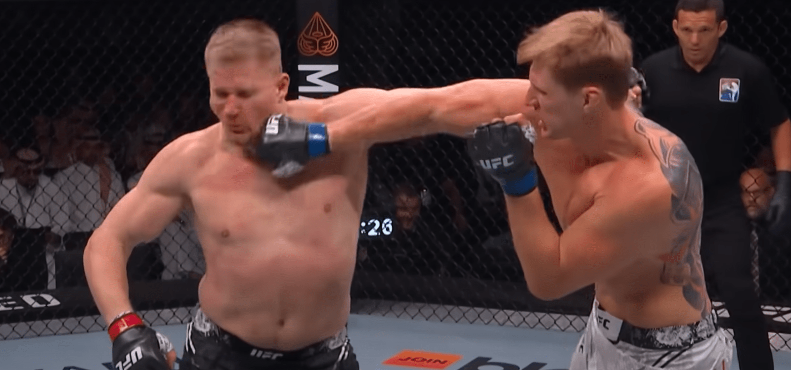 Watch: Free Battle — Alexander Volkov vs. Sergei Pavlovich