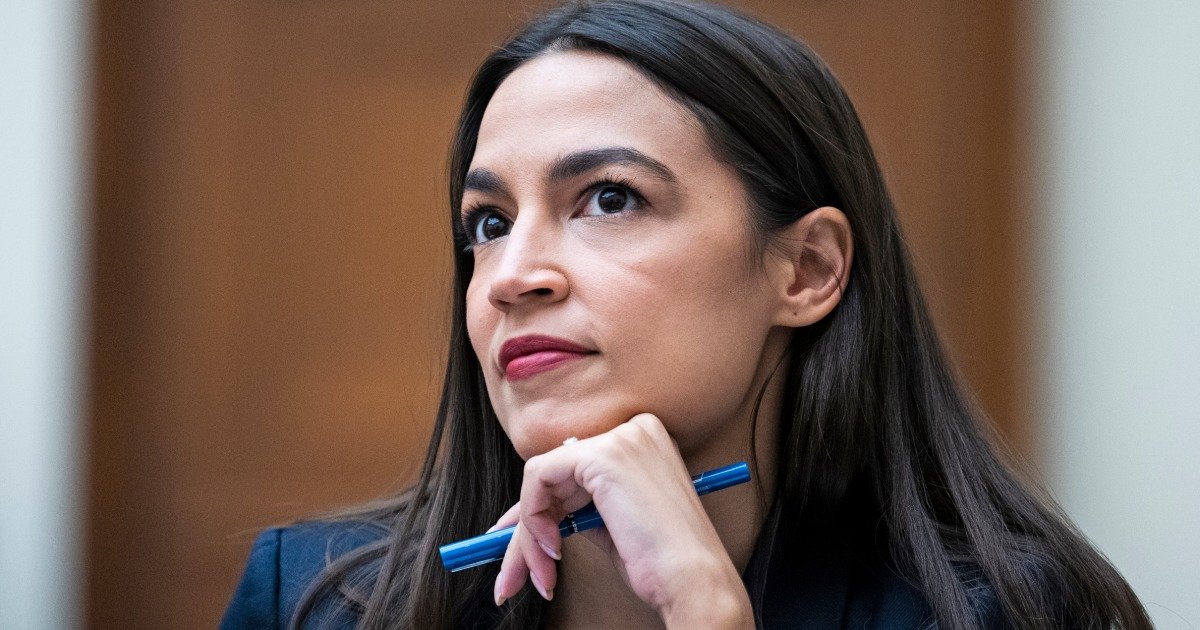 AOC tells Democratic colleagues she’s working for prime job on Oversight Committee