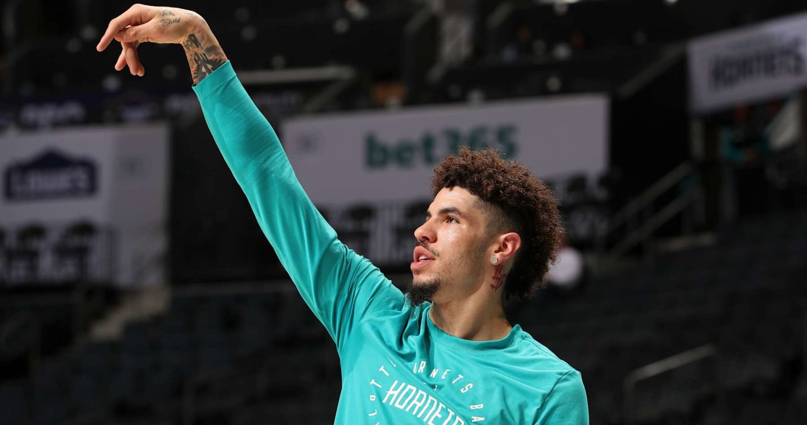 LaMelo Ball Out for Hornets’ 2024 NBA Cup Recreation vs. Knicks with Calf Harm