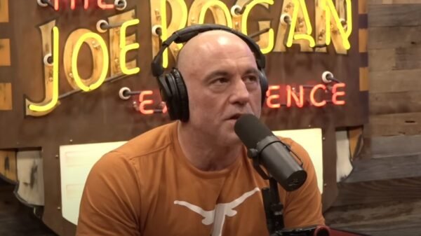 Joe Rogan shares examples of “inventive” fighters in boxing and MMA: “In case you watch it, it’s lovely”