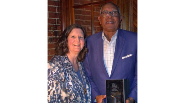 Orlando “Tubby” Smith Awarded Omicron Delta Kappa Pillar of Management in Athletics