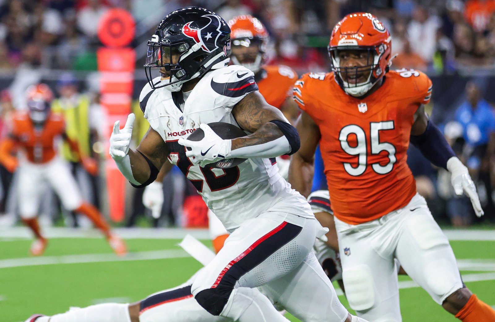 Joe Mixon Fantasy Hub: Week 15 Harm Replace, Begin/Sit Recommendation, Projections, and Extra