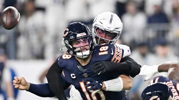 Caleb Williams, Bears Offense Disappoints NFL Followers in MNF Loss Sam Darnold, Vikings