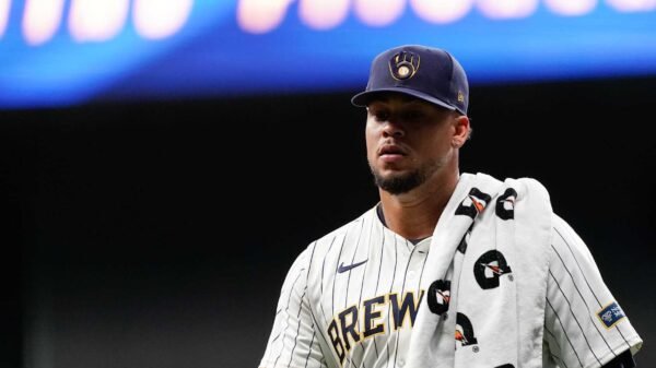 MLB Rumors: Frankie Montas, Mets Comply with 2-12 months, $34M Contract After Brewers Stint