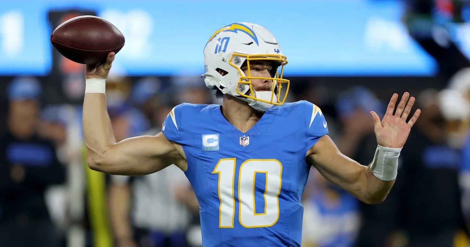 Justin Herbert, Jim Harbaugh Impress NFL Followers as Chargers Rally to Beat Nix, Broncos