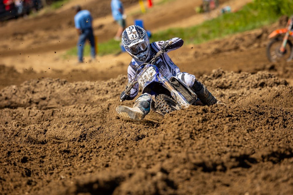 Mark Fineis Re-Indicators with Muc-Off/FXR/ClubMX Yamaha for 2025 SuperMotocross Season