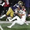 Notre Dame protects dwelling subject in new postseason period with 1st playoff win, 27-17 over Indiana