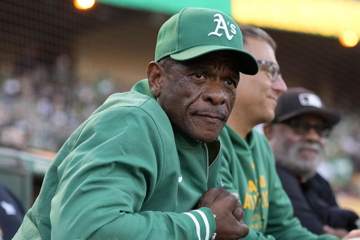 Rickey Henderson, baseball’s stolen base king, has died at 65