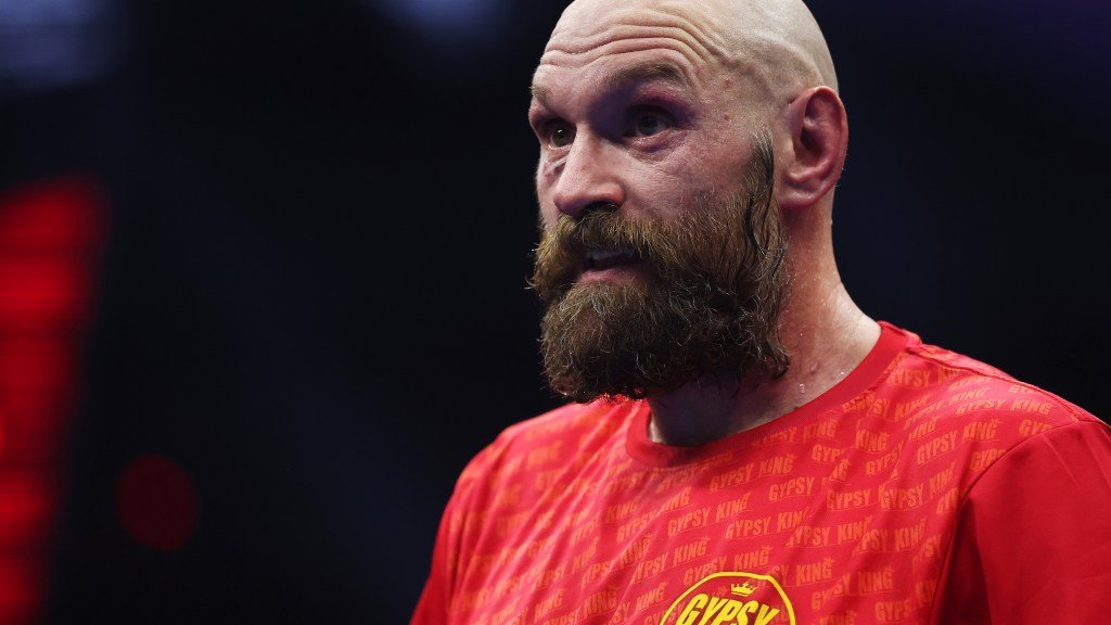 Tyson Fury: Oleksandr Usyk ‘bought a Christmas reward from them judges’ in title rematch