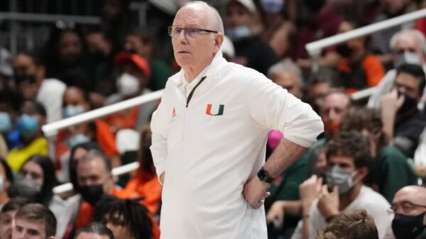 ‘Exhausted’ Larranaga steps down as Miami coach