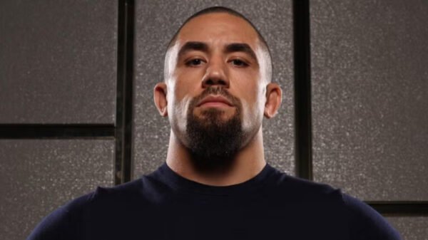 UFC legend urges Robert Whittaker to maneuver as much as gentle heavyweight: ‘Let’s encourage that’