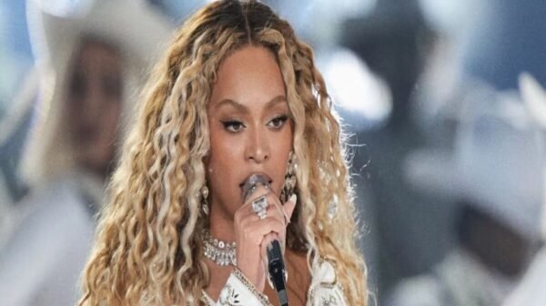 Beyoncé’s mother Tina Knowles TAKES DOWN haters of NFL Christmas Halftime present