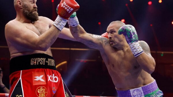 Usyk defeats Fury in factors determination in Riyadh to retain heavyweight title