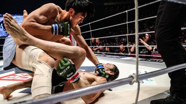 Watch Taisei Sakuraba win MMA debut with 26-second knockout at Rizin Decade