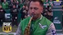 Packers vs. Eagles: Vanya Sax performs the Nationwide Anthem on saxophone forward of recreation | NFL on FOX