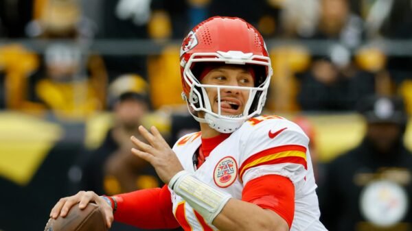 Chiefs’ Patrick Mahomes Flexes Tremendous Bowl Rings in IG Profile Picture amid NFL Playoffs