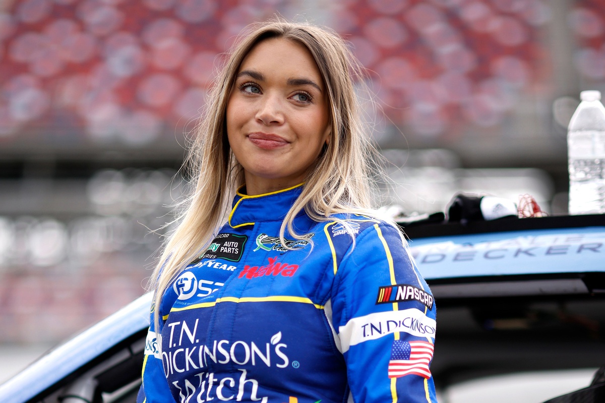Kevin Harvick on Natalie Decker: “I don’t like to see a mockery made out of what our sport is”