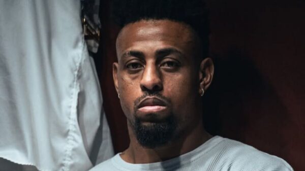 Former Panthers Star Greg Hardy Brutally Knocked Out Despite 52-Pound Advantage in MMA Fight