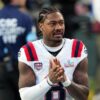 NFL Legend Reveals 2 Landing Spots for Stefon Diggs After A.J. Brown’s Highly-Anticipated Trade to Patriots